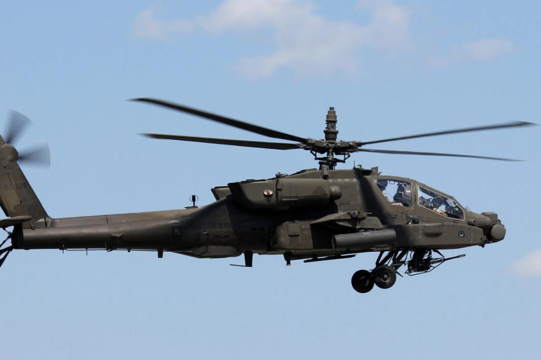 AH-64武裝直升機