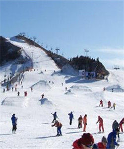 北京莲花山滑雪场