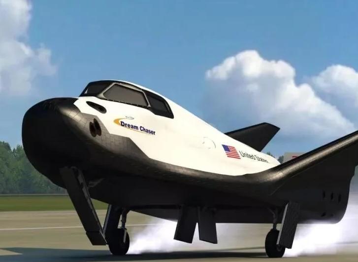 美国X-37B无人太空飞机